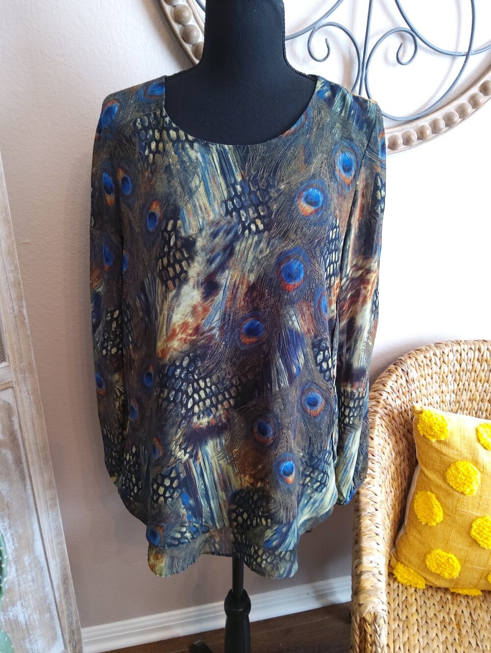 new directions Peacock-Print Tunic Top